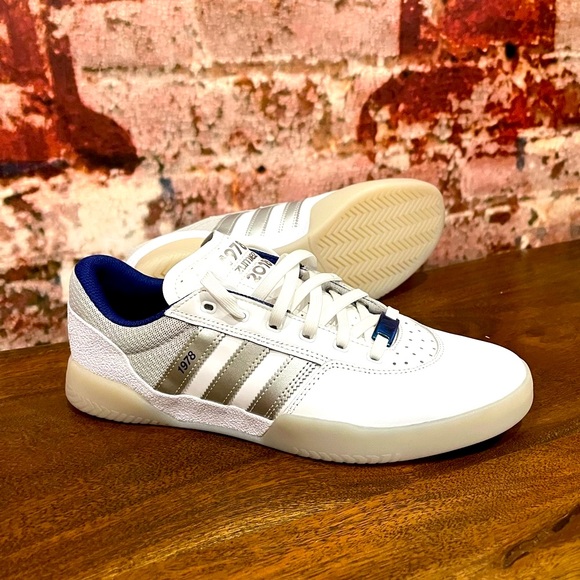 BRAND NEW ADIDAS X ZUMIEIZ 50 YEAR ANNIVERSARY ( EXCLUSIVE.) - Picture 3 of 9